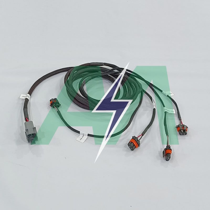 CHICOTE ACION FAROL DIANTEIRO HRC 7300-4128  Stara Agricola Gr�os  Descri��o	CHICOTE ACION FAROL DIANTEIRO HRC
Equipamento	TOPPER
Marca	STARA  CHICOTE ACION FAROL DIANTEIRO HRC, STARA, TOPPER Alves Martinelli Ribeir�o Preto